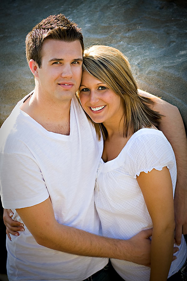 Engagement-Session-at-Wind-N-Sea-Beach