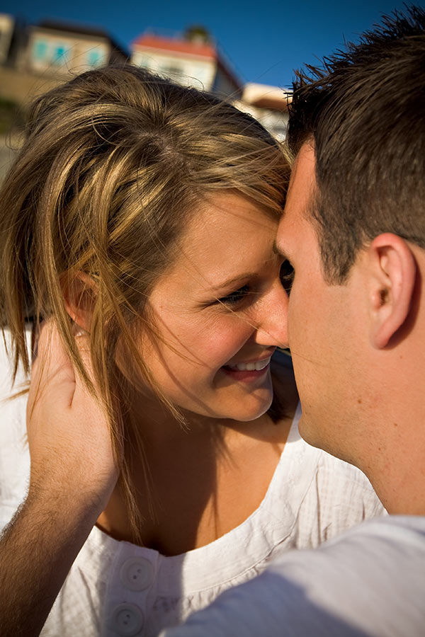 Engagement-Session-at-Wind-N-Sea-Beach