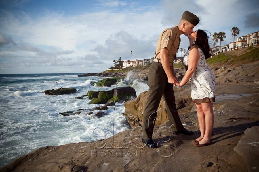 beach-engagement-session-by-elle.g-photography