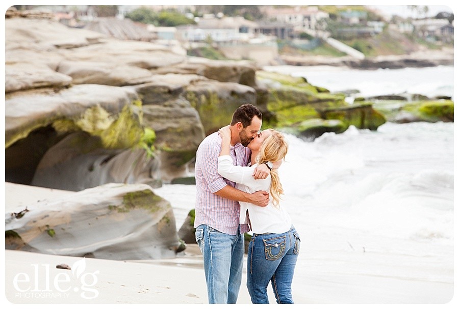 0012engagement-photos-elle-g-photography