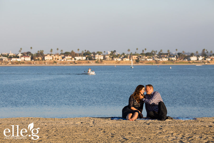 0026beach engagement photos