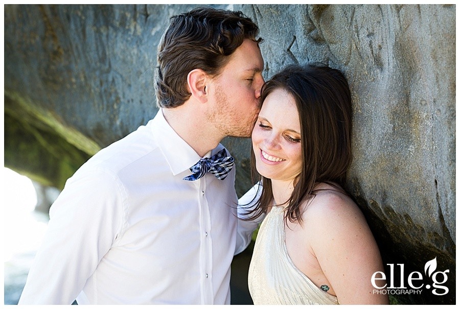 windansea beach engagement photos