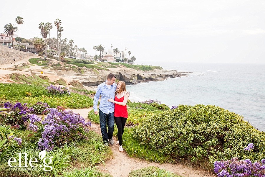 0013la jolla beach engagement photos