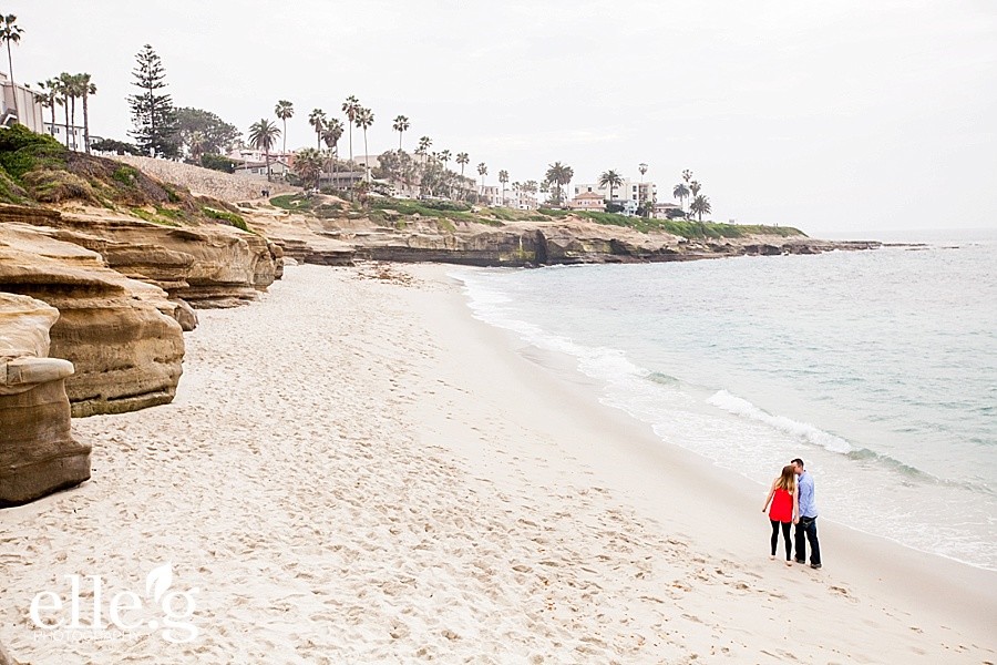 0017la jolla beach engagement photos