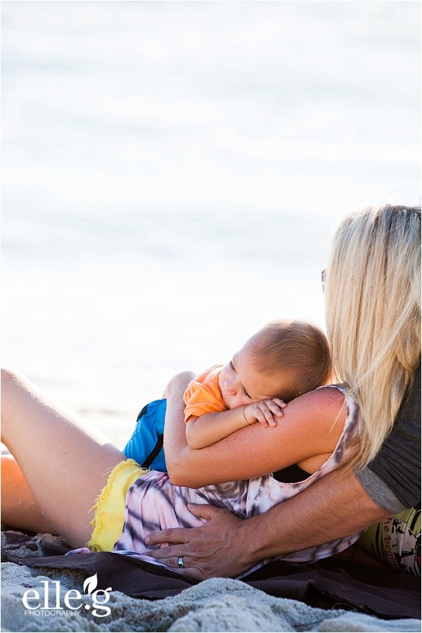 0007beach family portraits elleGphotography
