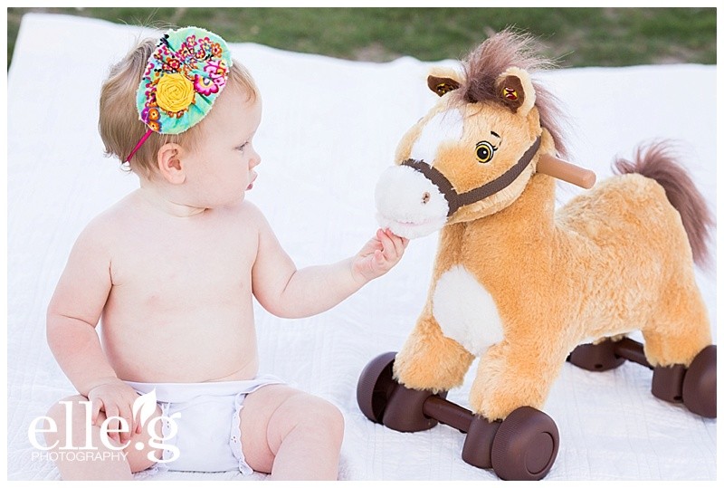 A girl and her horse | Family Photos | Vollmer Family 0017baby potraits elleGphotography1