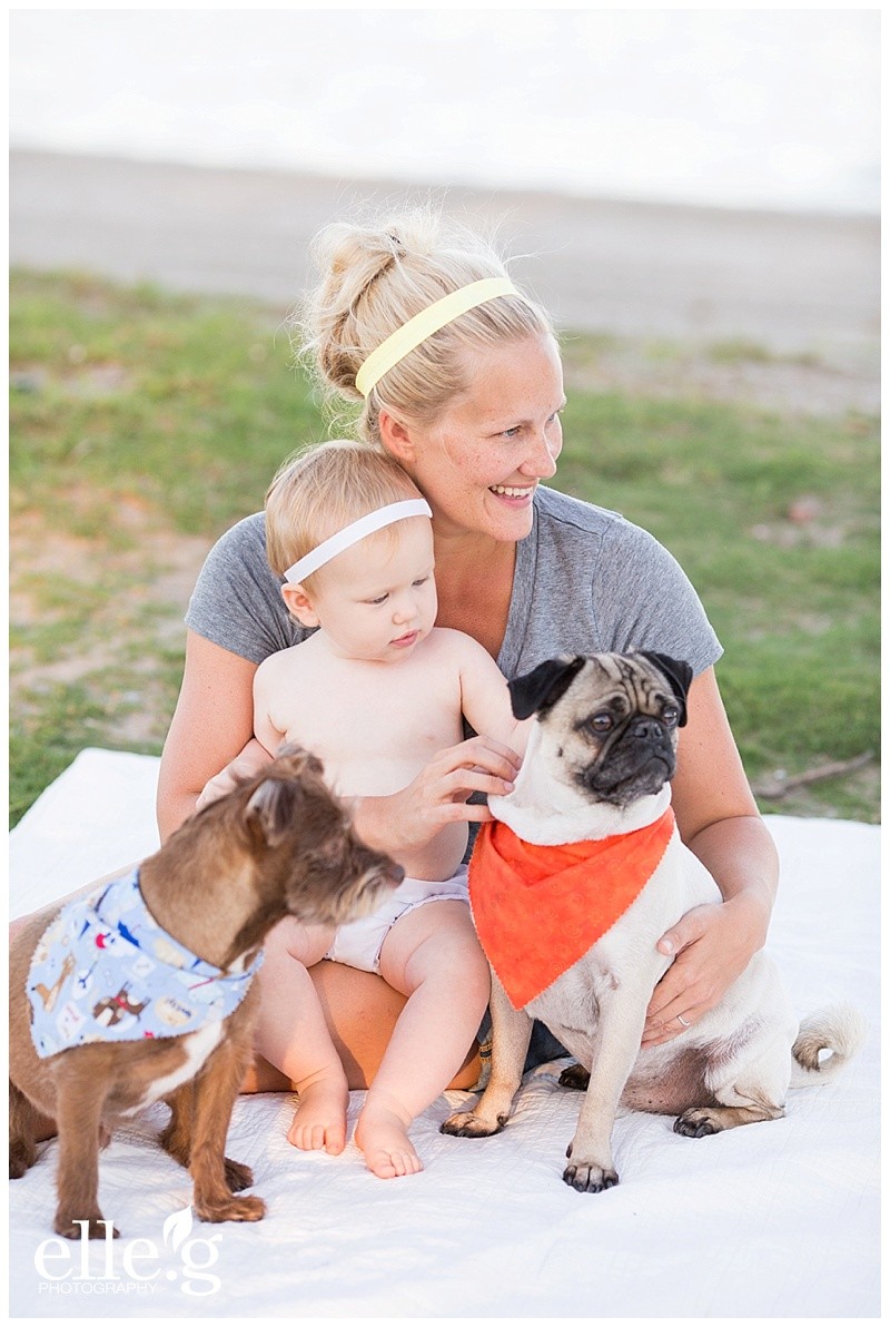 A girl and her horse | Family Photos | Vollmer Family 0031baby potraits elleGphotography1