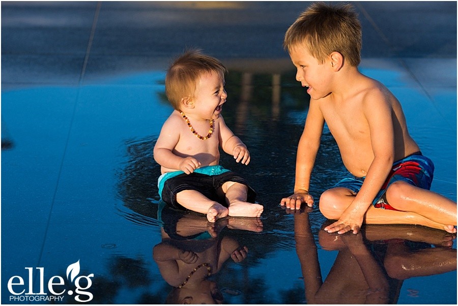 Family photos San Diego | Embarcadero water park | Fuhs family elleGphoto family photos 18