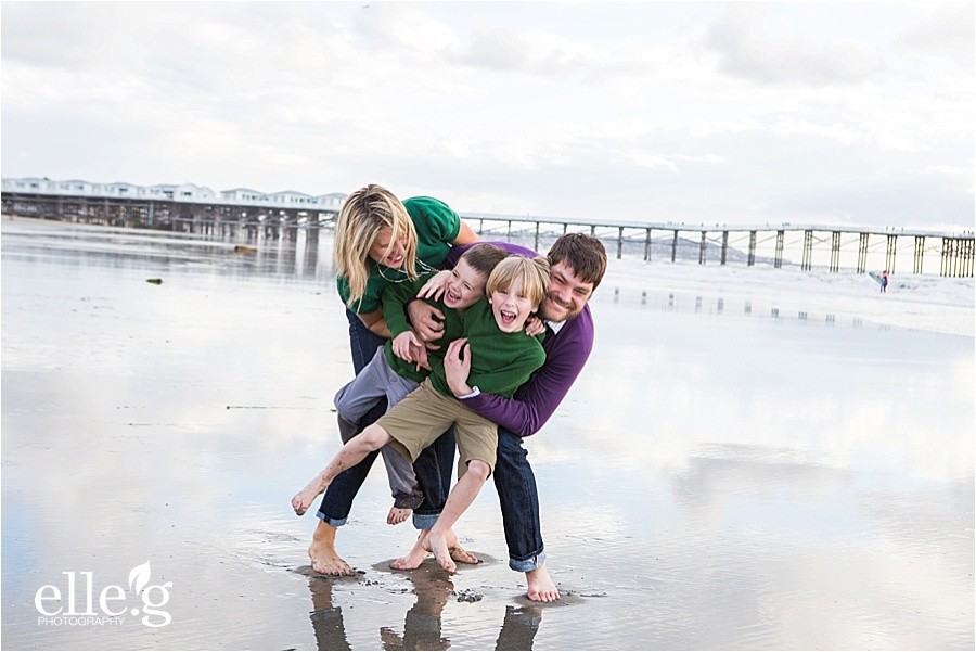 elleGphotography familyt photos on the beach 10