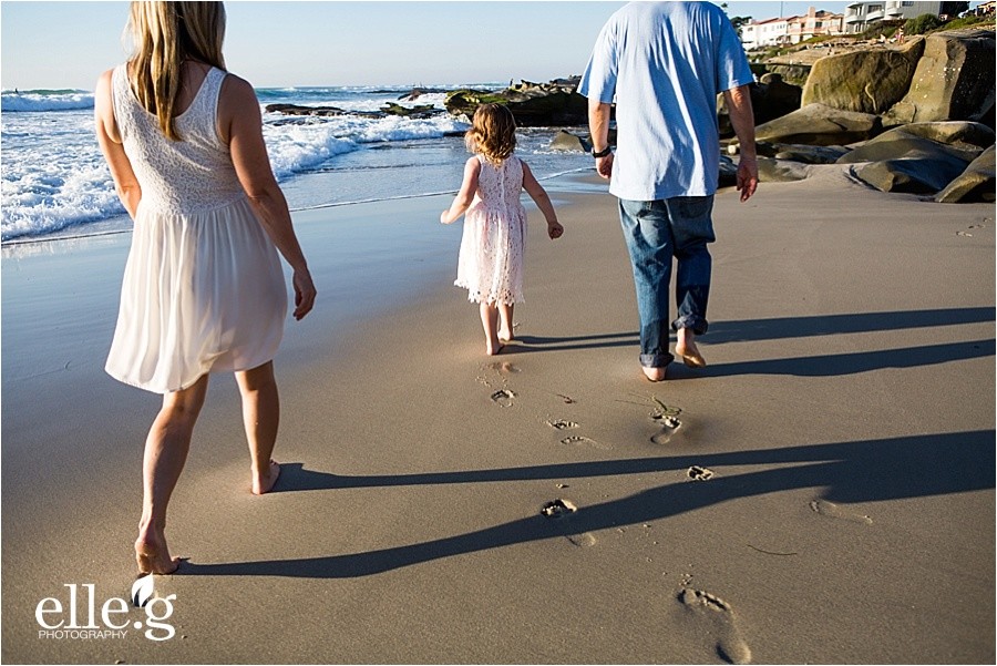 Beach lifestyle photography | La Jolla, California | Frew Family elleGphotography san diego beach photographer 12