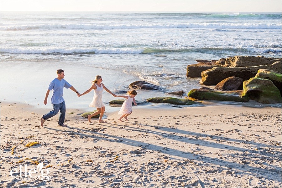 Beach lifestyle photography | La Jolla, California | Frew Family elleGphotography san diego beach photographer 17