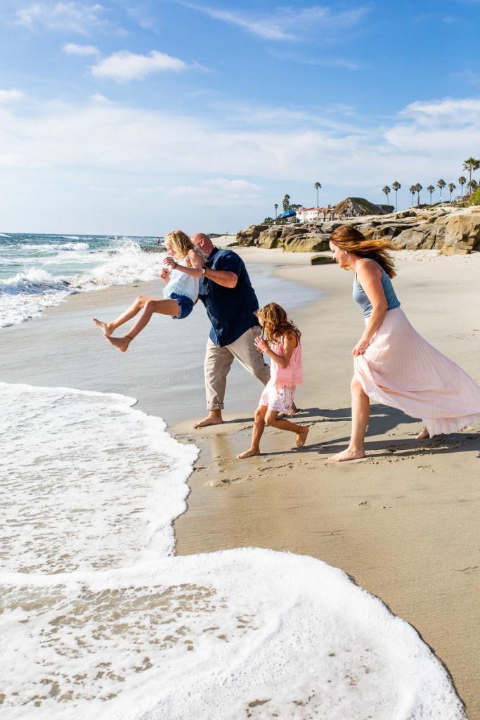San Diego beach photography | lifestyle photographer | La Jolla photographers la jolla beach family photos elleGphoto 3