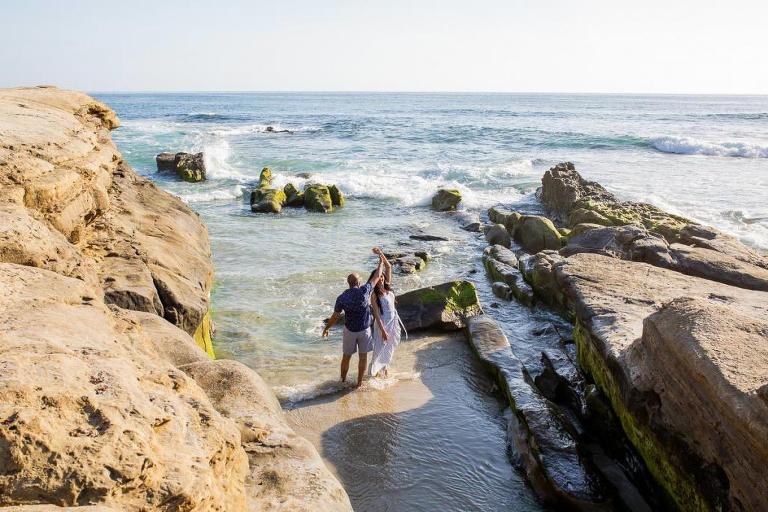 engagement photographers san diego | la jolla beach engagement photos