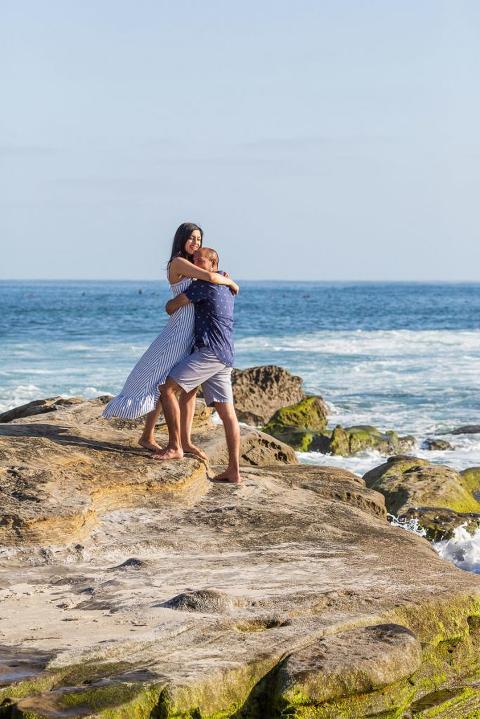 engagement photographers san diego | la jolla beach engagement photos