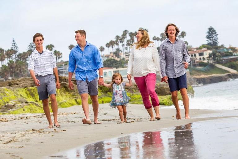 vacation photographer on the beach in San Diego | La Jolla photographers
