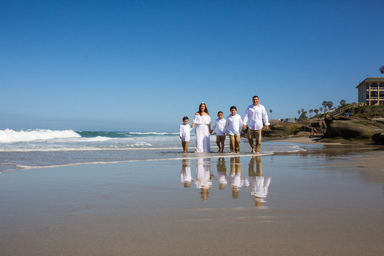 splash session la jolla beach | family portrait photographer