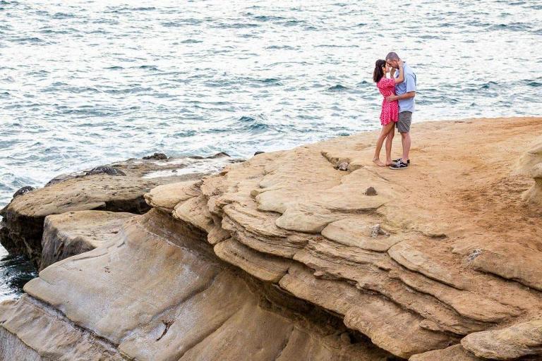 engagement photos sunset cliffs san diego | san diego photographers