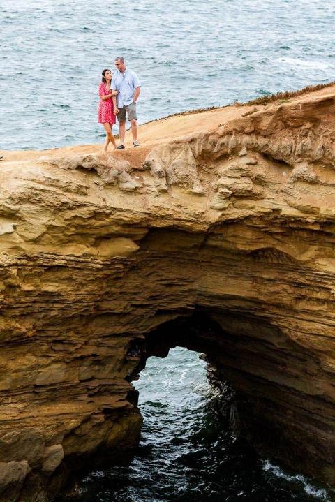 engagement photos sunset cliffs san diego | san diego photographers