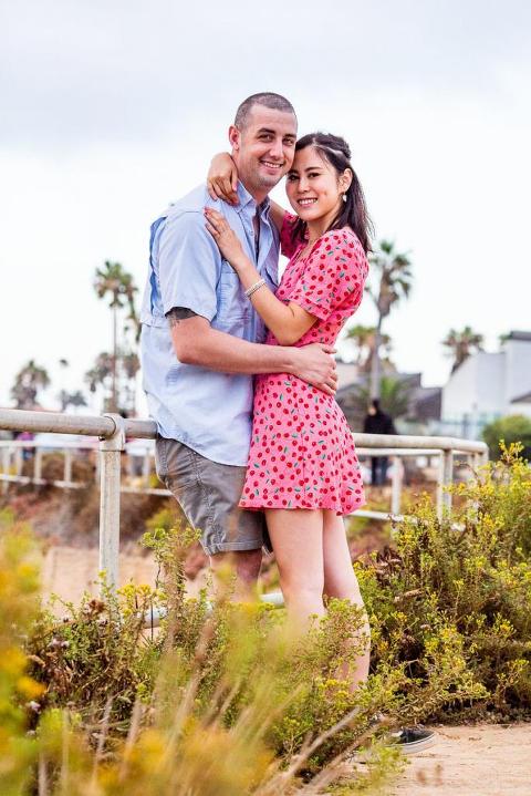 engagement photos at sunset cliffs in san diego | elle G photography