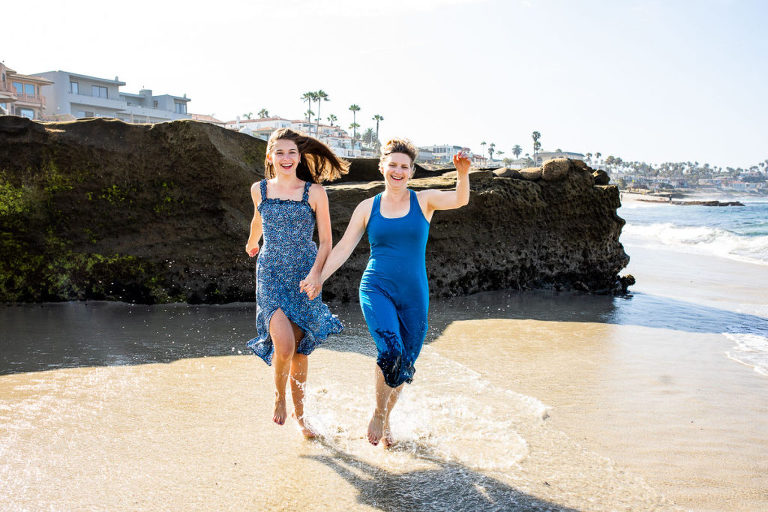 vacation photos family on beach 15