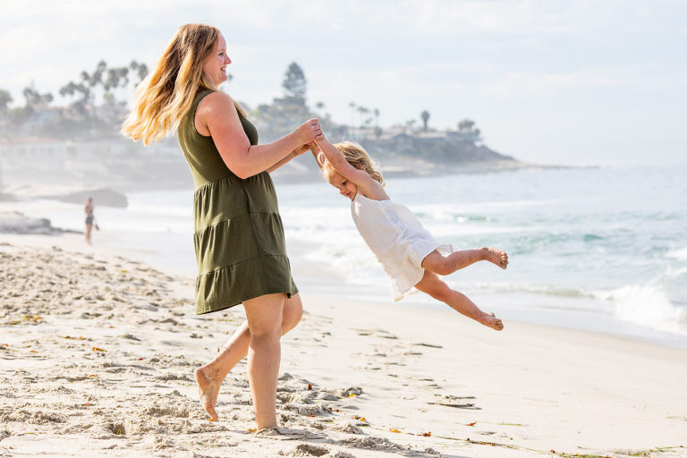 candid beach lifestyle photography 6