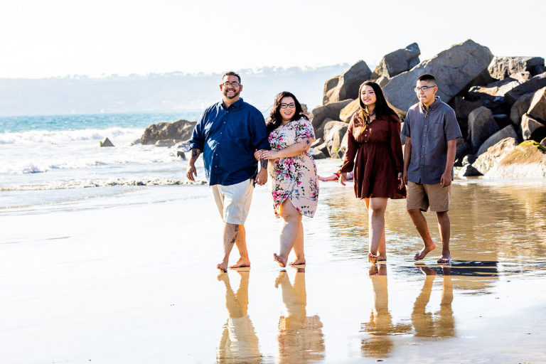 family photographer Coronado Beach 26