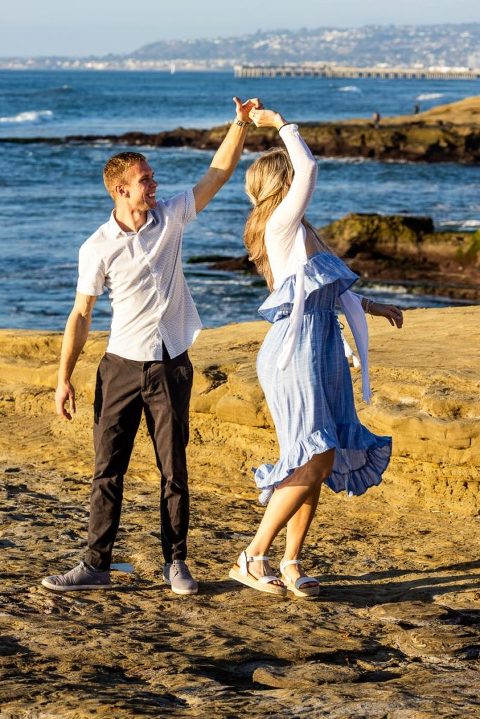 sunset cliffs engagement 16