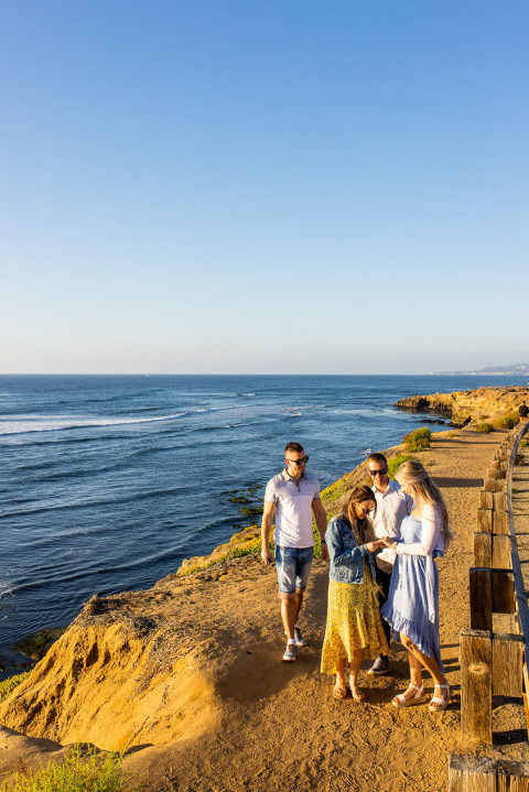 sunset cliffs engagement 18
