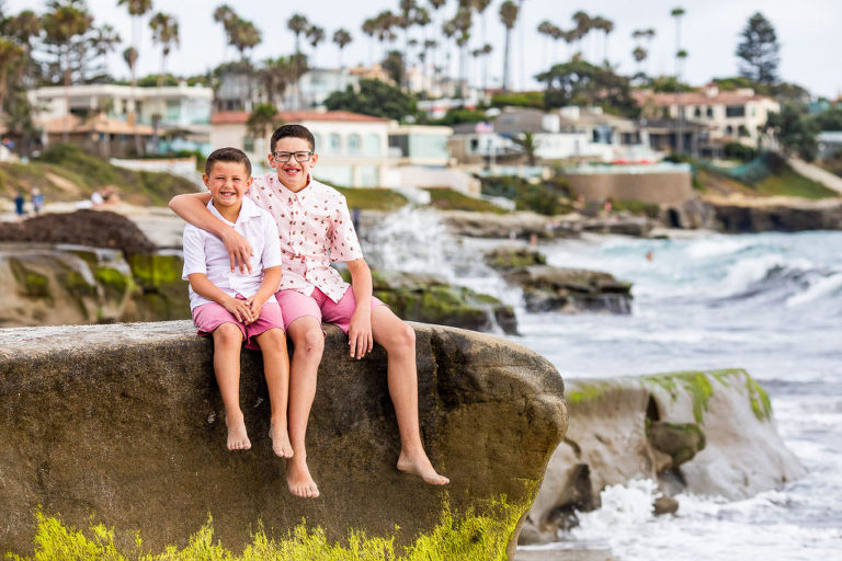 candid family portraits 6