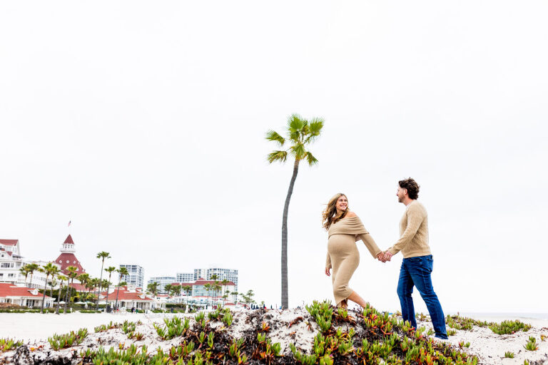 Maternity Photos in Coronado